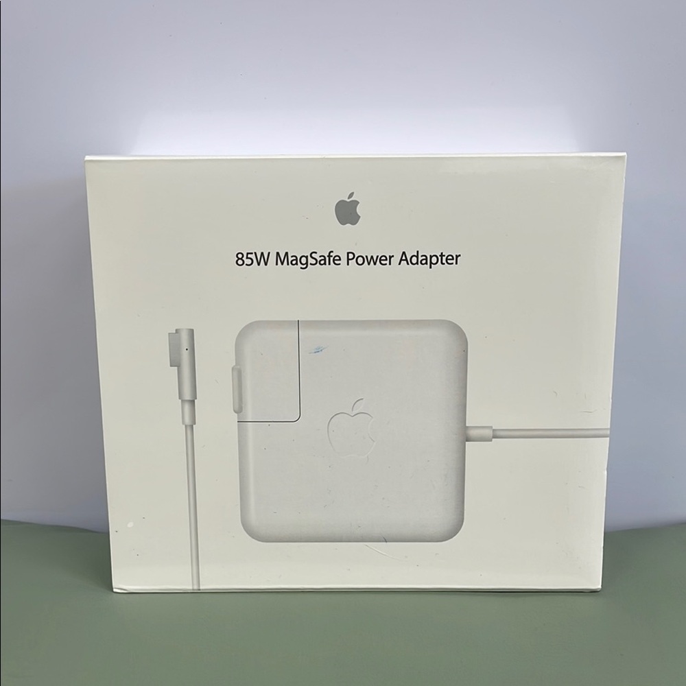 Apple 85W MagSafe Charger in White